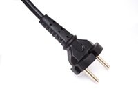 Nicht immer ist eine Elektro Motorsense die beste Wahl Stromstecker